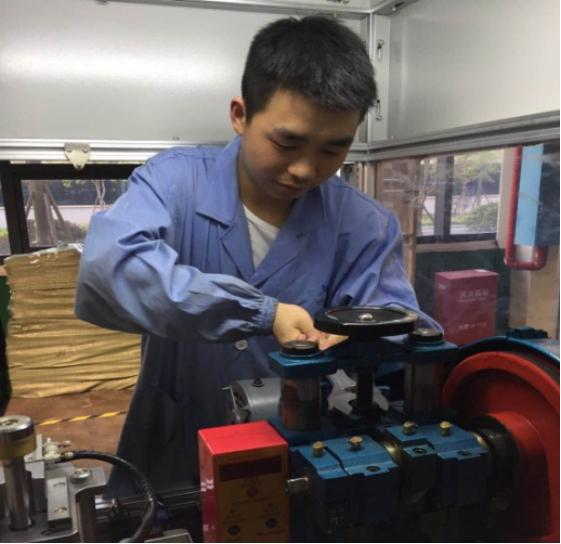 【勞動(dòng)者之歌】威勝電氣黎長(zhǎng)春:年輕好學(xué)的生產(chǎn)能手！