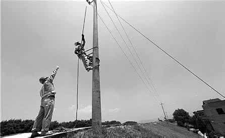 電網(wǎng)解決方案：堅(jiān)強(qiáng)智能電網(wǎng)的發(fā)展，智能電網(wǎng)解決方案